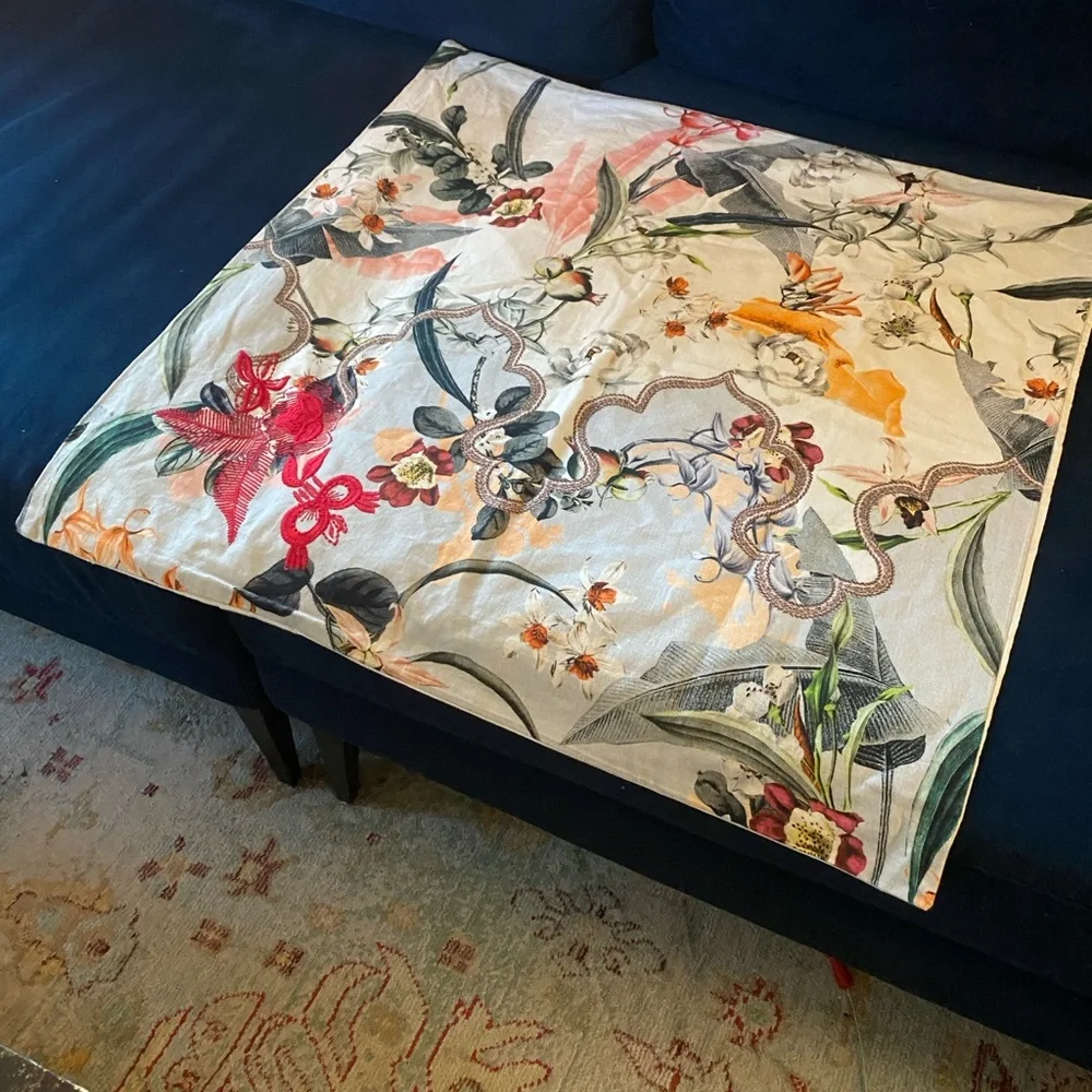 Vineet Bahl Anthropologie 26x26 Euro Sham Pillow Covers Floral Embroidered [1]